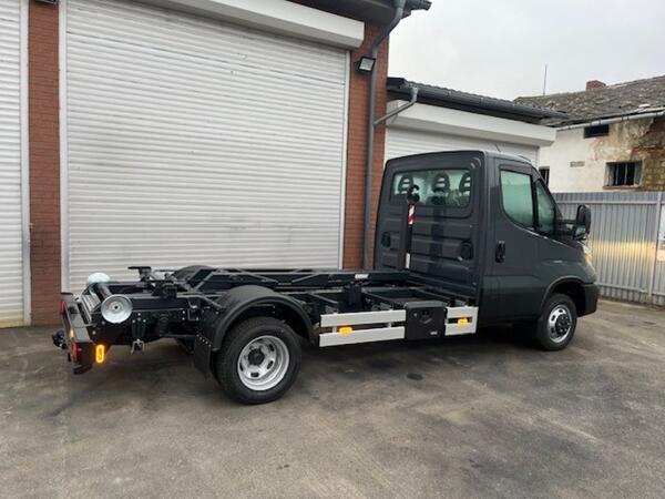 Iveco Daily 50C18HZ do 3.5t - 3.0l